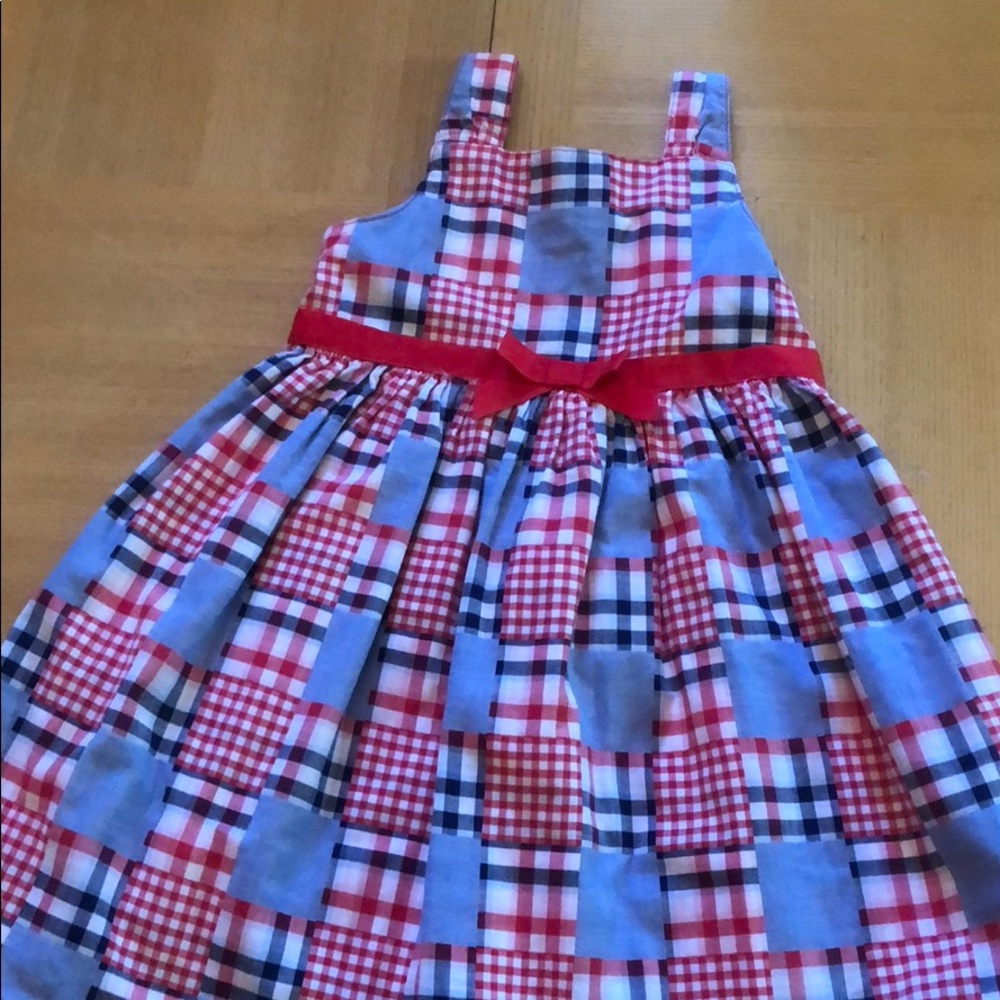 Girl’s dress